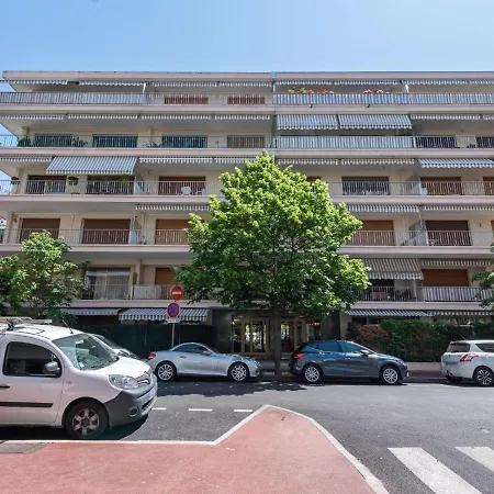 Apartment Le Valencia By Interhome